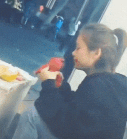 最新gif在线视频观看,轻松捕捉精彩瞬间